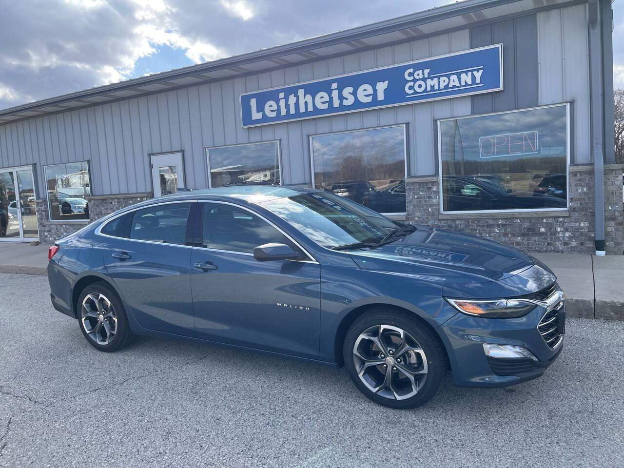 2024 Chevrolet Malibu LT — Sedan — 17,550 mi — West Bend, WI