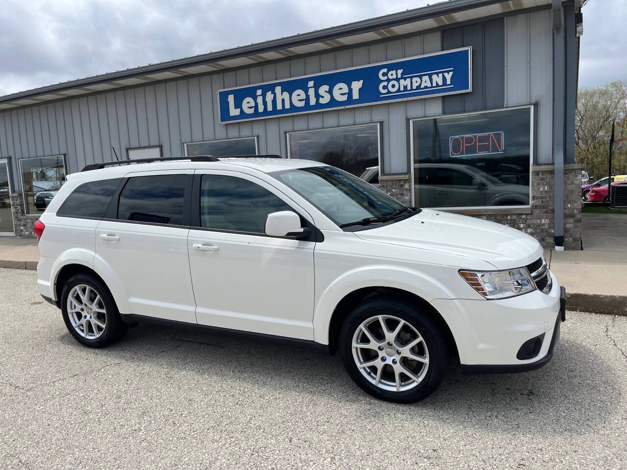 2014 Dodge Journey SXT — SUV — 70,650 mi — West Bend, WI