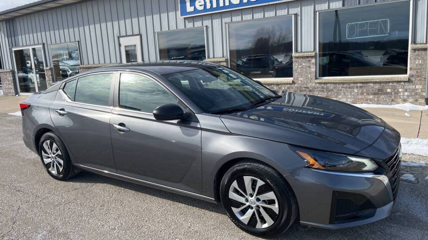 2024 Nissan Altima S — Sedan — 19,775 mi — West Bend, WI