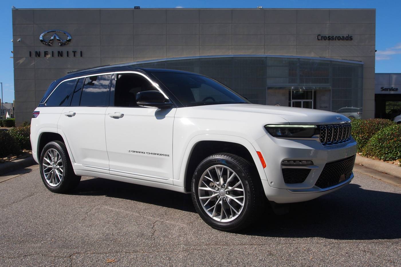 2024 Jeep Grand Cherokee Summit — SUV — 18,586 mi — Raleigh, NC
