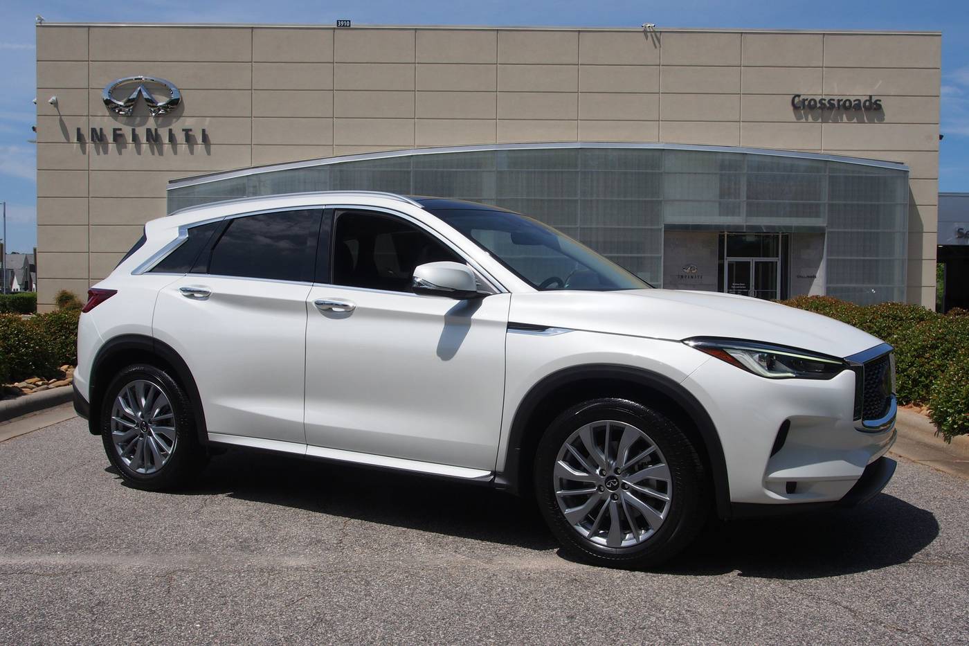 2023 INFINITI QX50 LUXE — SUV — 15,298 mi — Raleigh, NC