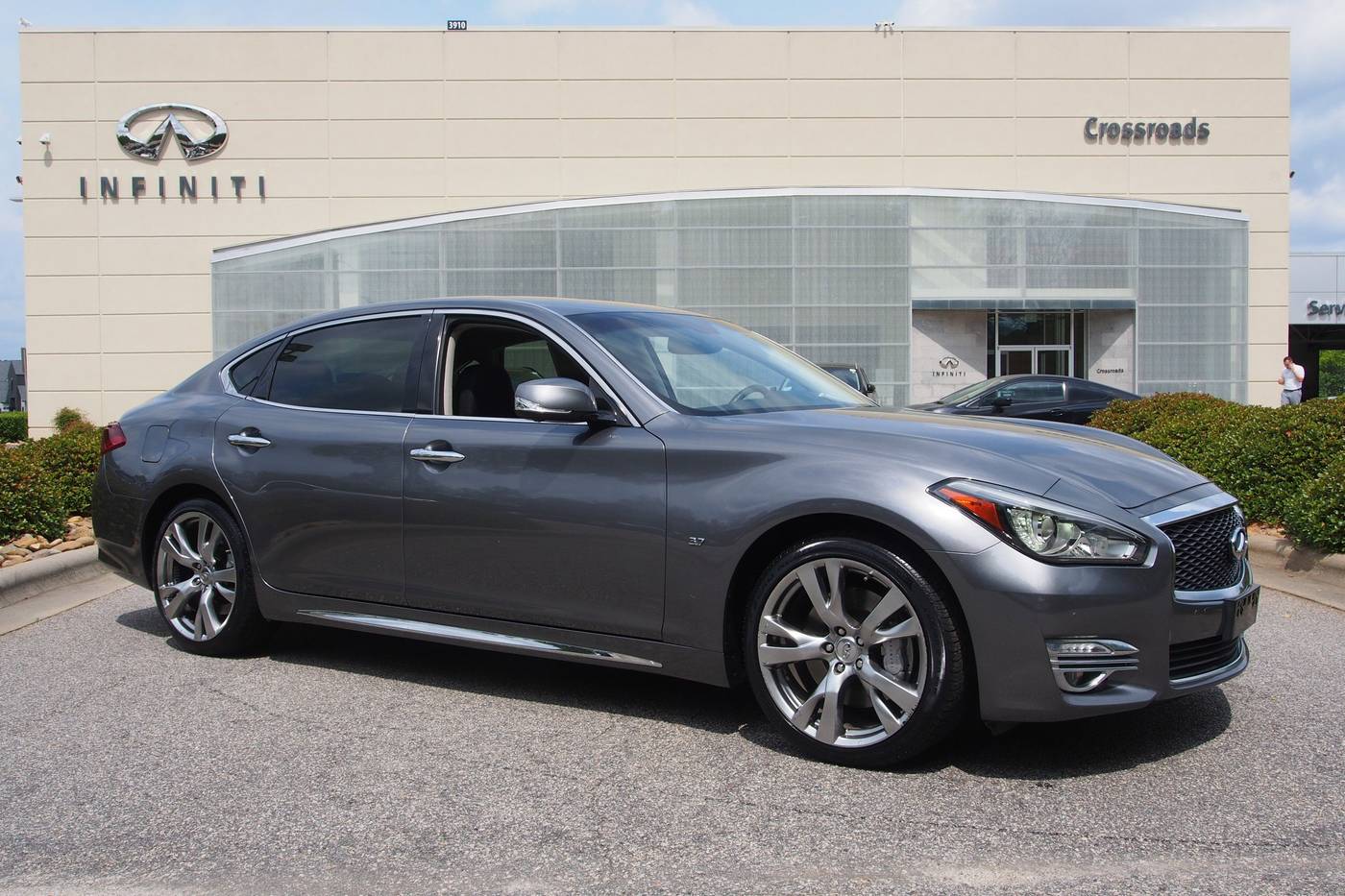 2019 INFINITI Q70L 3.7 LUXE — Sedan — 56,989 mi — Raleigh, NC