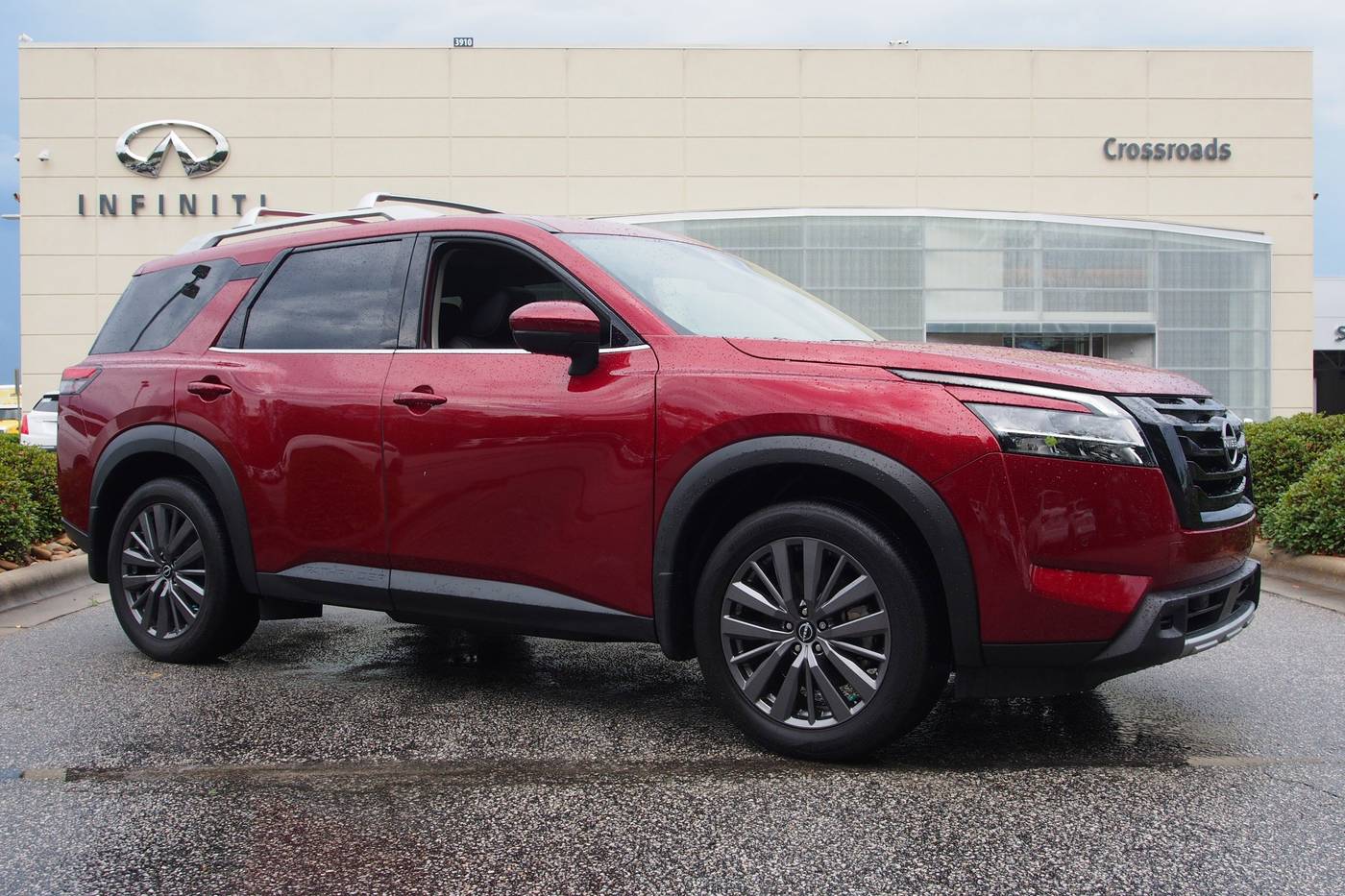 2024 Nissan Pathfinder SL — SUV — 18,917 mi — Raleigh, NC