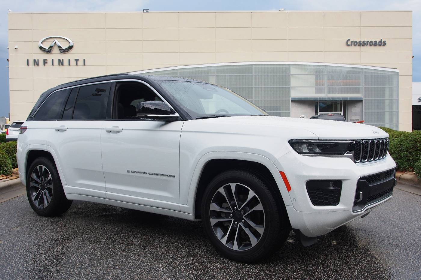 2024 Jeep Grand Cherokee Overland — SUV — 6,656 mi — Raleigh, NC
