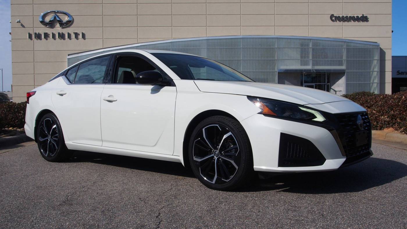 2023 Nissan Altima SR — Sedan — 11,031 mi — Raleigh, NC