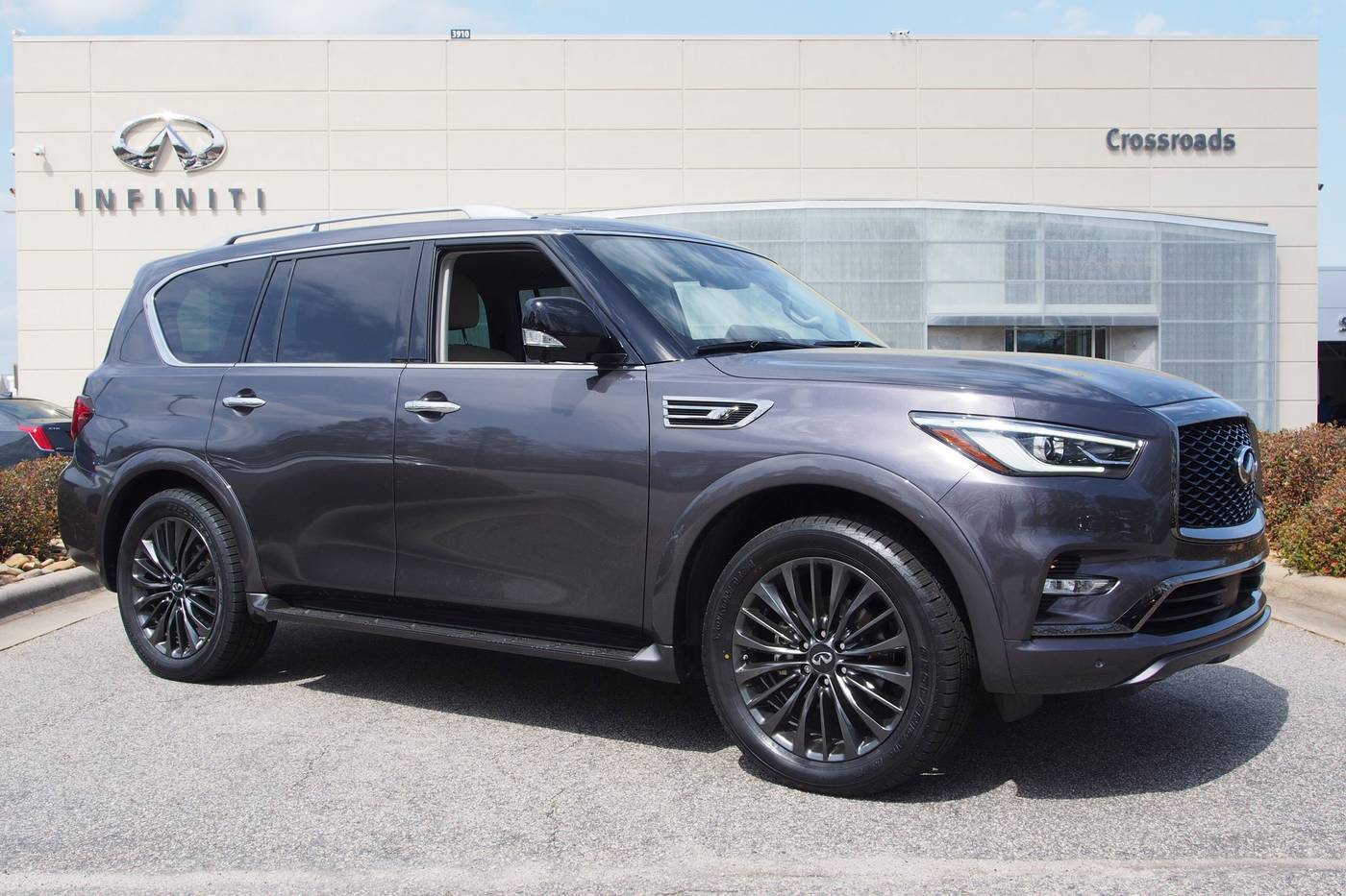 2023 INFINITI QX80 PREMIUM SELECT — SUV — 13,350 mi — Raleigh, NC