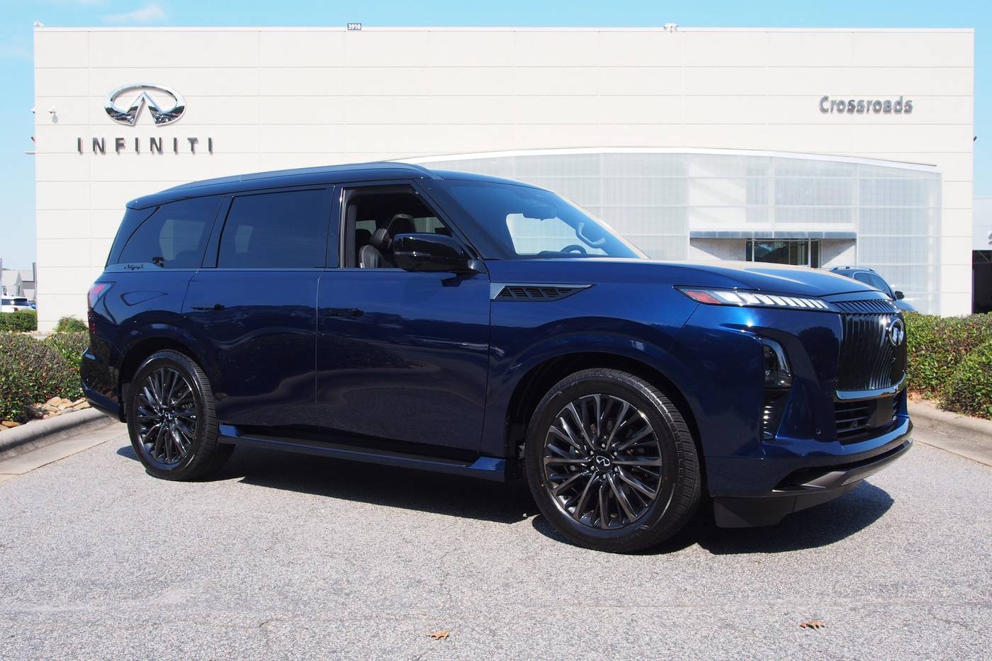 2025 INFINITI QX80 AUTOGRAPH — SUV — 757 mi — Raleigh, NC