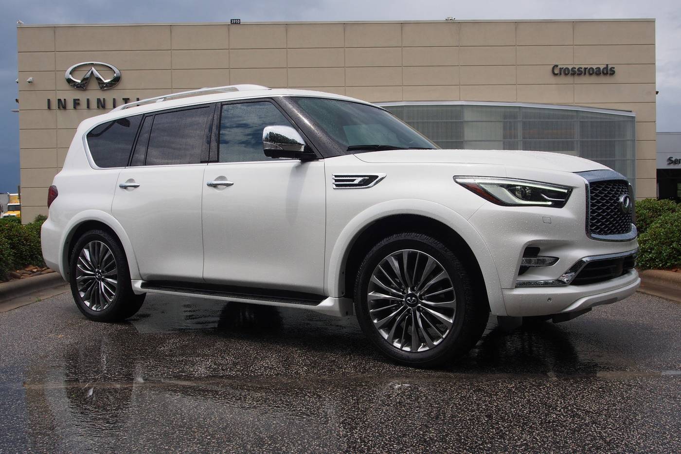 2021 INFINITI QX80 SENSORY — SUV — 95,594 mi — Raleigh, NC
