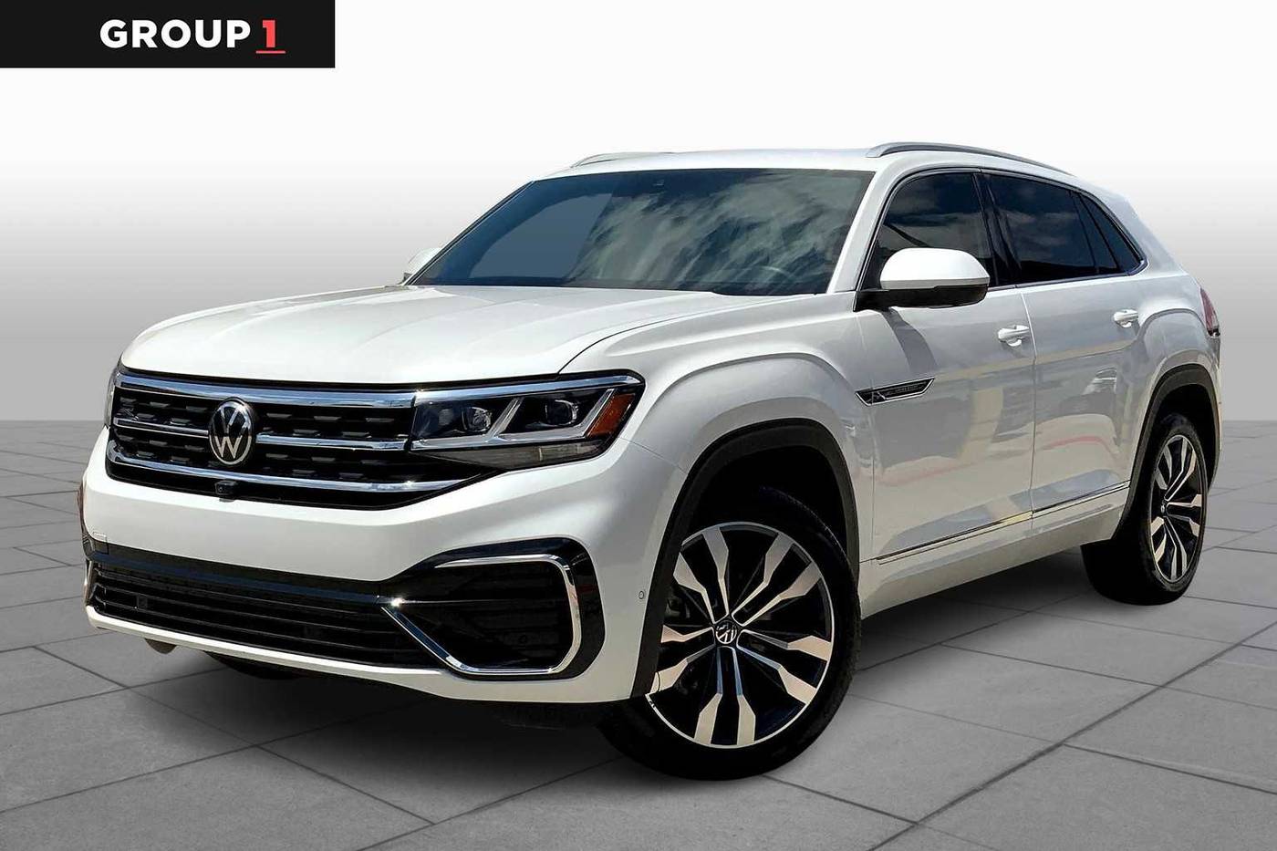 2023 Volkswagen Atlas Cross Sport SEL Premium R-Line — SUV — 28,977 mi — San Antonio, TX
