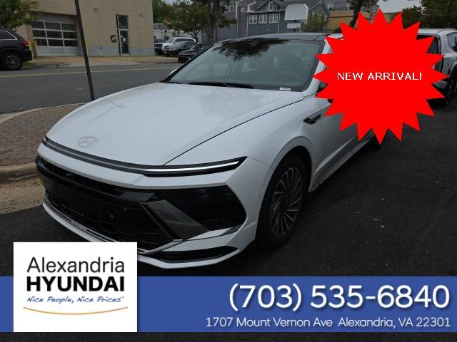 2025 Hyundai Sonata Hybrid Limited — Sedan — 2,164 mi — Alexandria, VA