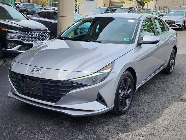 2022 Hyundai Elantra SEL — Sedan — 18,689 mi — Alexandria, VA