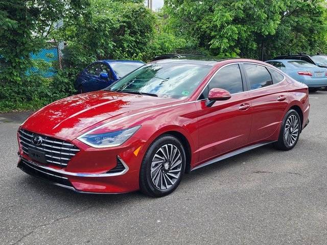 2023 Hyundai Sonata Hybrid Limited — Sedan — 8,403 mi — Alexandria, VA