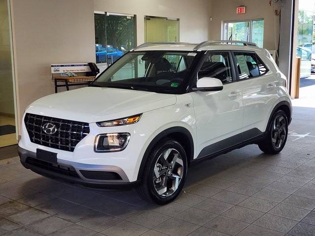 2025 Hyundai Venue SEL — SUV — 3,290 mi — Alexandria, VA