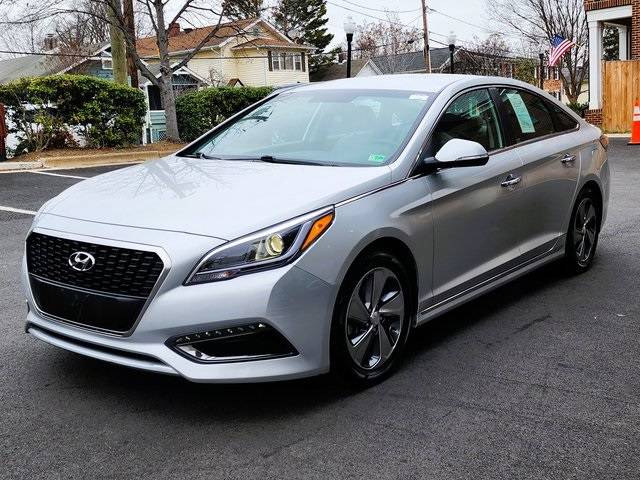 2016 Hyundai Sonata Hybrid Limited — Sedan — 58,339 mi — Alexandria, VA