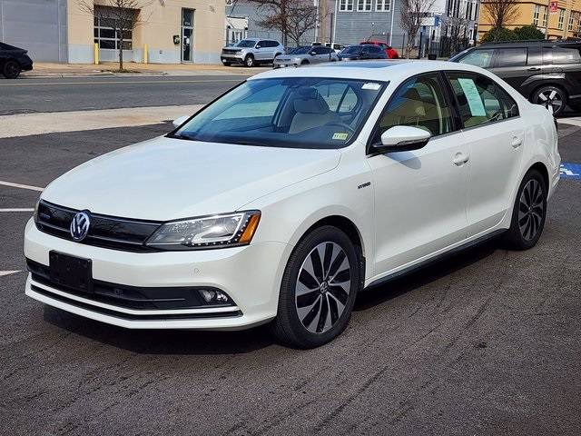 2016 Volkswagen Jetta Hybrid SEL Premium — Sedan — 80,975 mi — Alexandria, VA