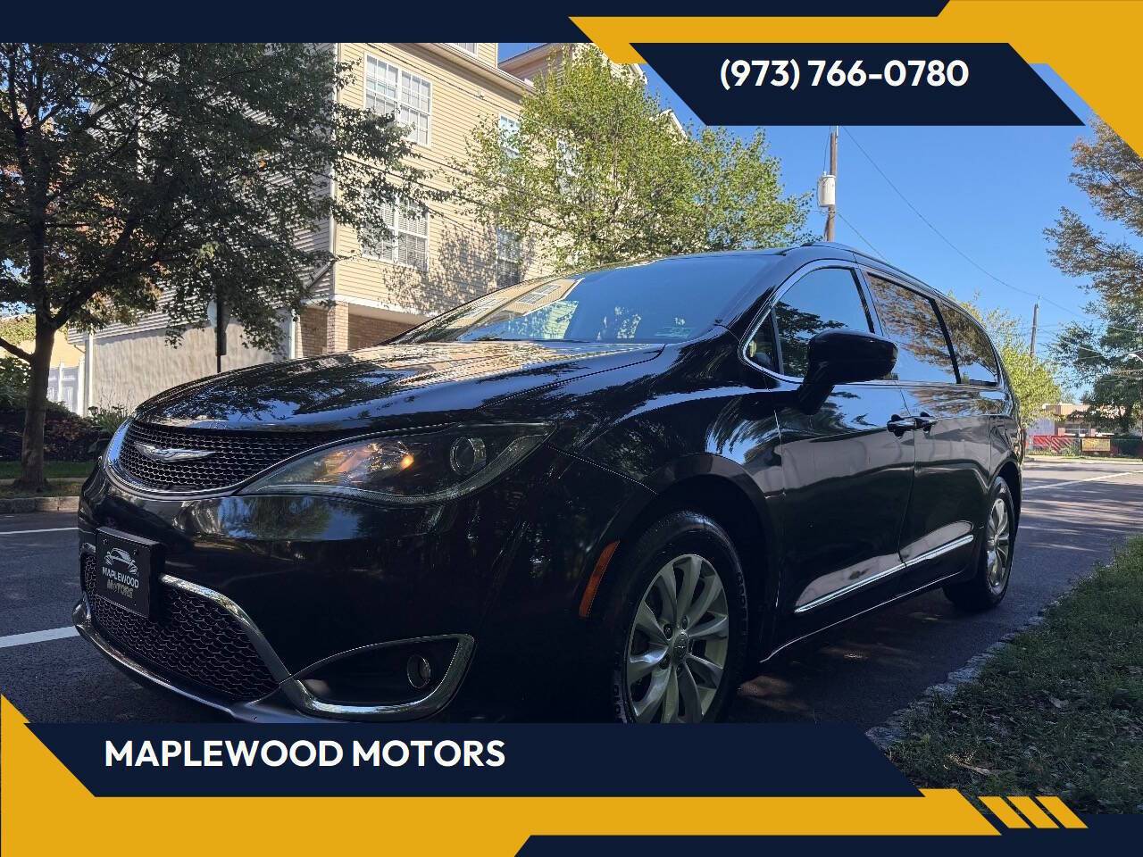 2018 Chrysler Pacifica Touring L — Minivan — 126,841 mi — Maplewood, NJ