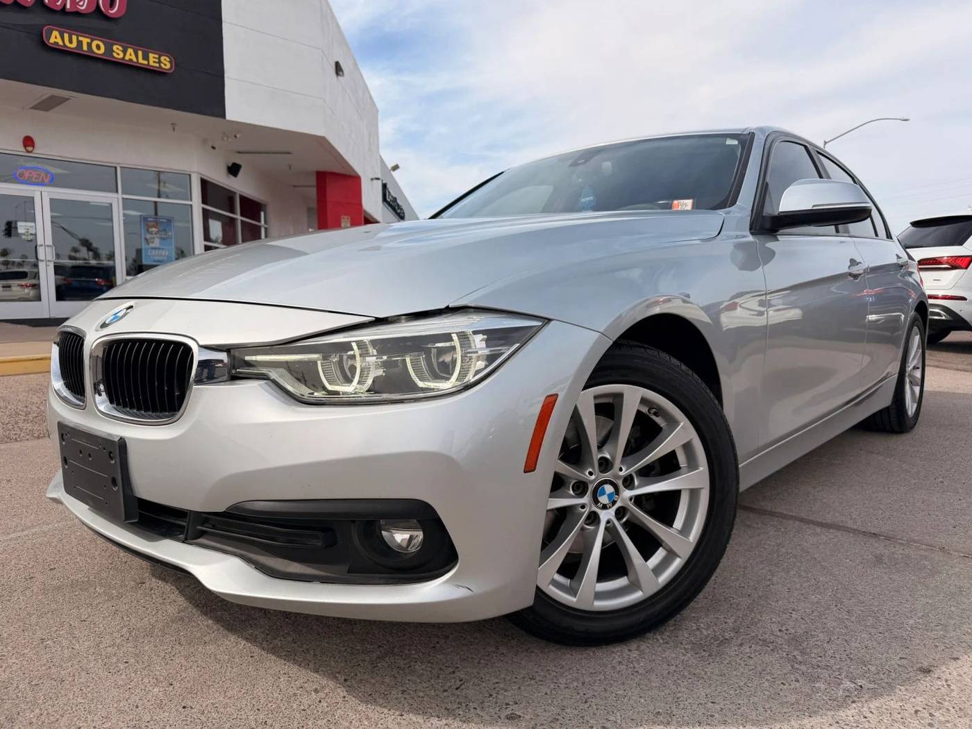 2018 BMW 3 Series 320i