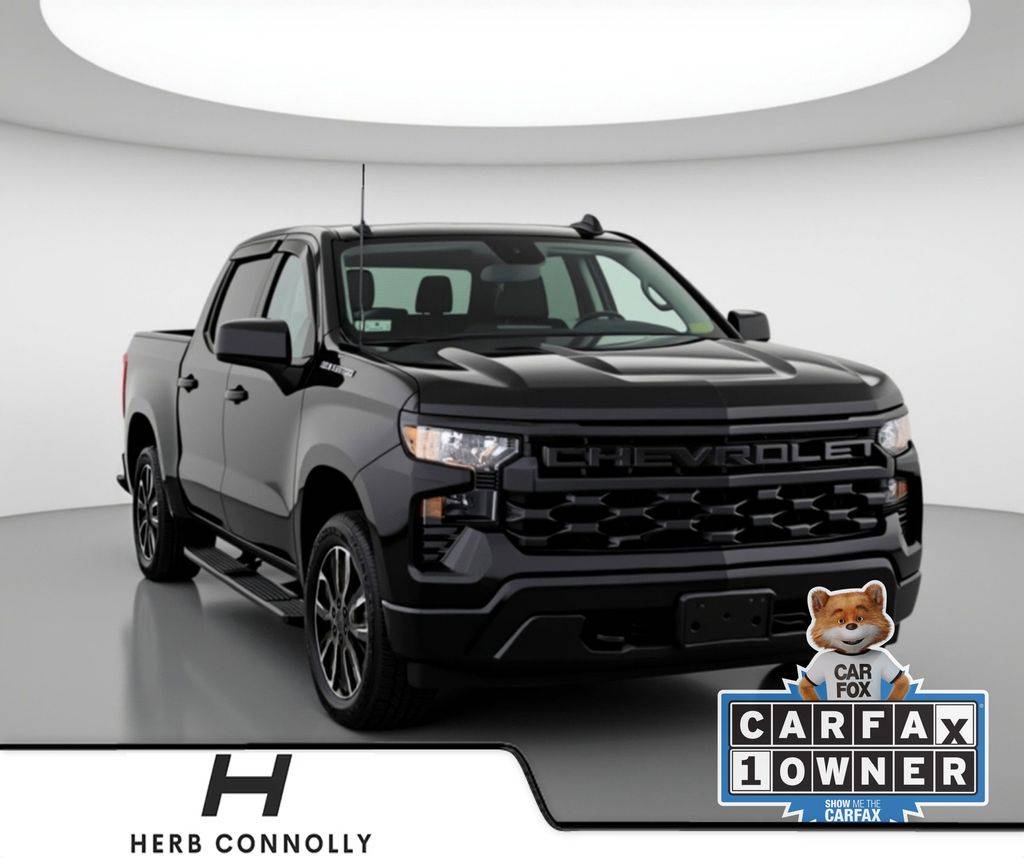 2022 Chevrolet Silverado 1500 Custom — Pickup Truck — 32,936 mi — Framingham, MA