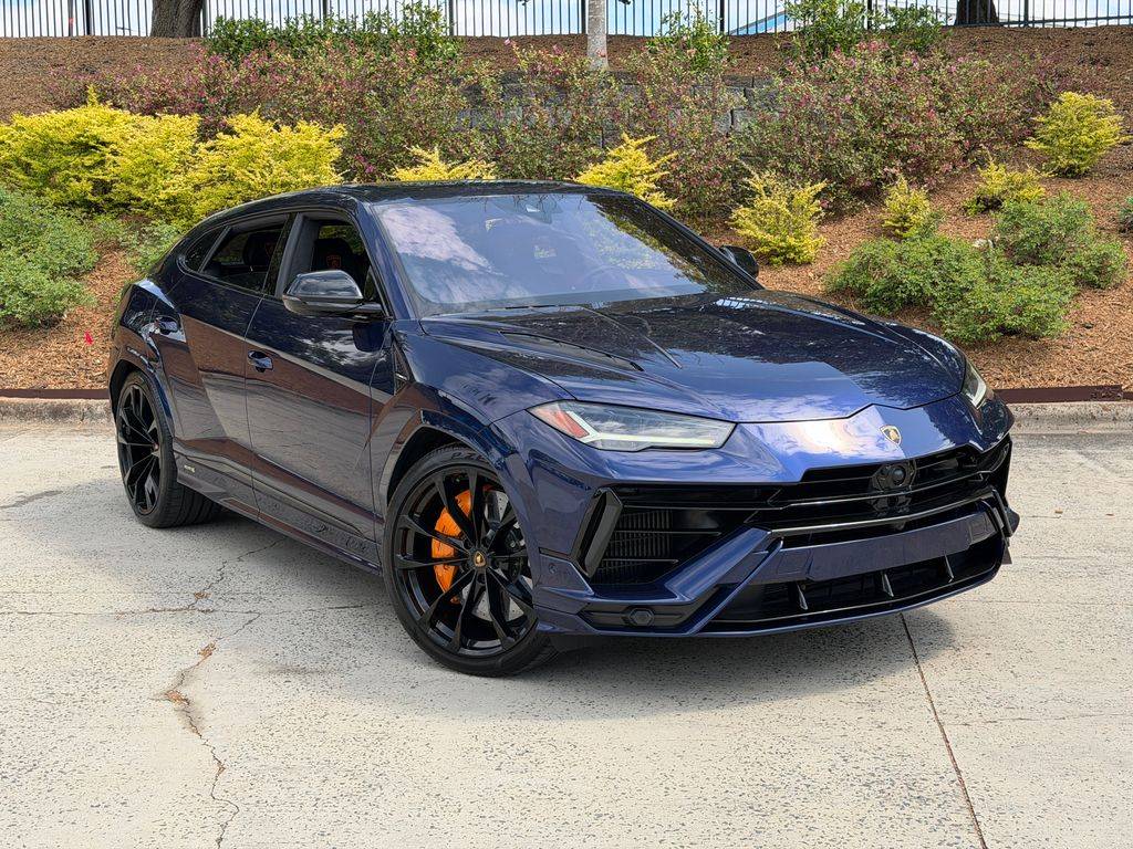 2023 Lamborghini Urus S