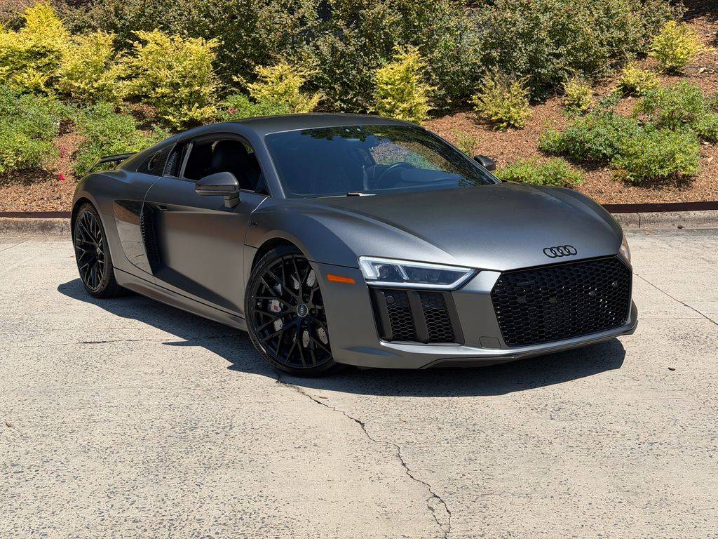 2017 Audi R8 V10 plus