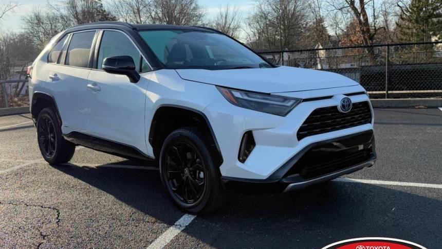 2023 Toyota RAV4 Hybrid XSE — SUV — 28,004 mi — Ballwin, MO