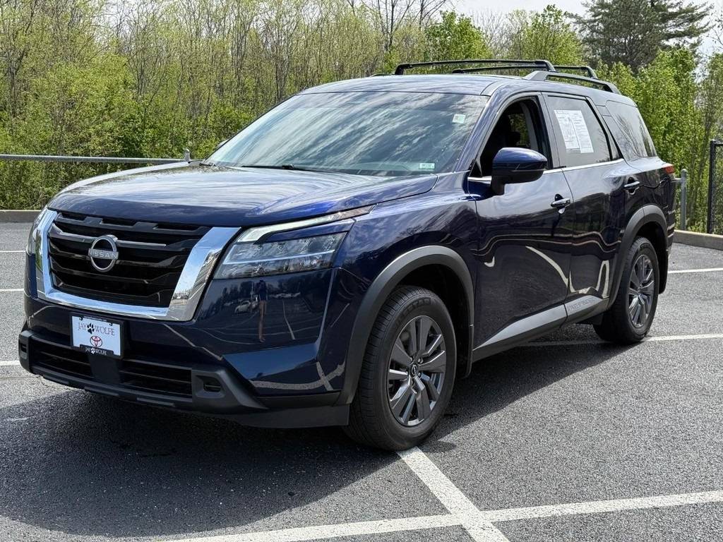 2022 Nissan Pathfinder SV — SUV — 63,280 mi — Ballwin, MO