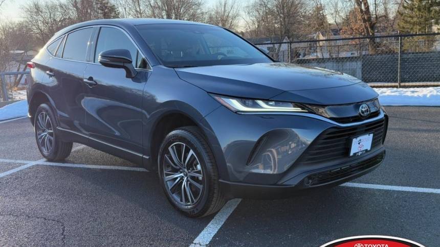 2024 Toyota Venza LE — SUV — 9,762 mi — Ballwin, MO