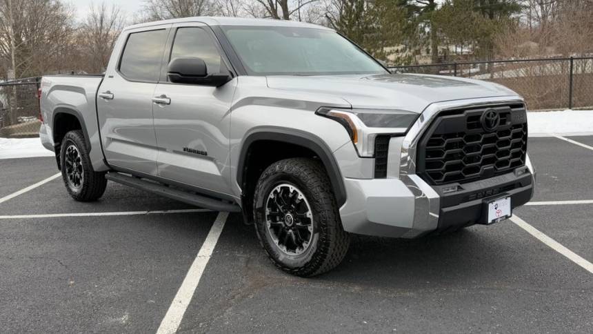 2022 Toyota Tundra SR5 — Pickup Truck — 33,771 mi — Ballwin, MO