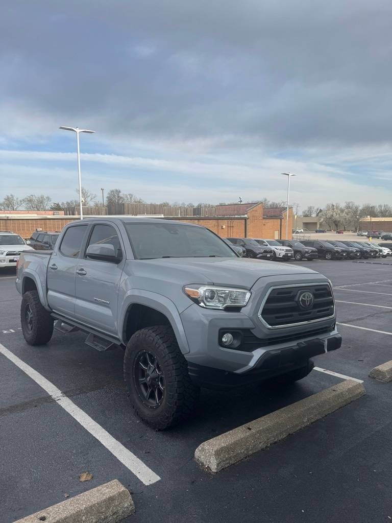 2019 Toyota Tacoma SR5 — Pickup Truck — 132,232 mi — Ballwin, MO