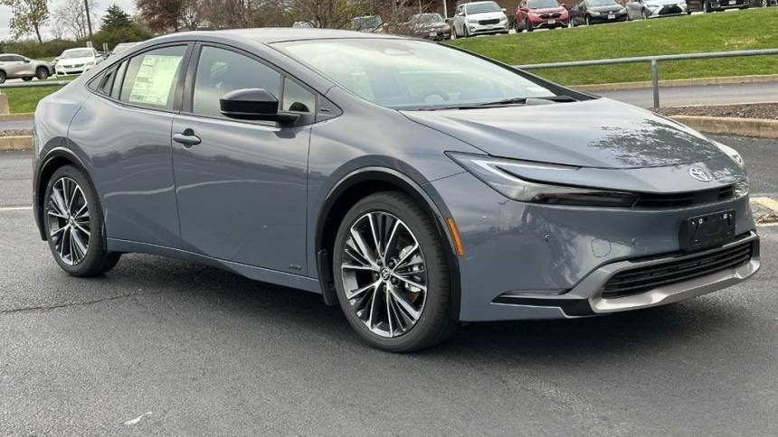 2024 Toyota Prius Limited — Hatchback — 4,768 mi — Ballwin, MO