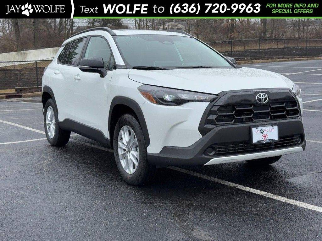 2026 Toyota Corolla Cross LE