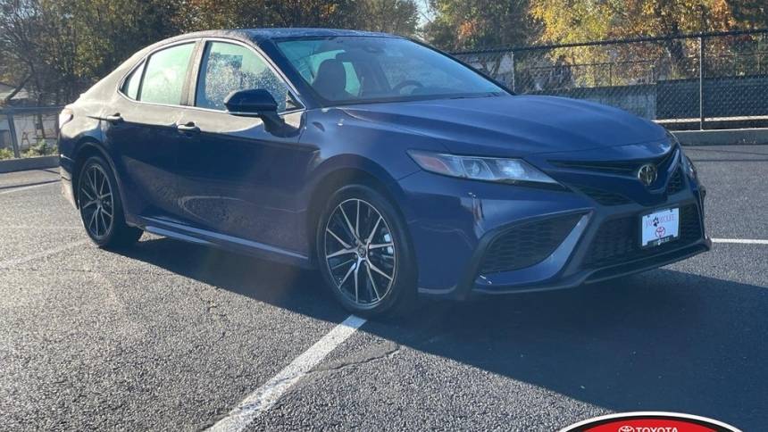 2024 Toyota Camry SE — Sedan — 3,746 mi — Ballwin, MO