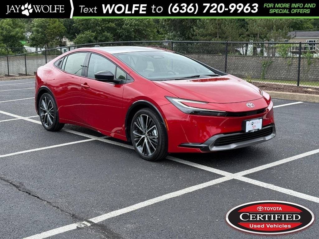 2025 Toyota Prius Limited — Hatchback — 1,400 mi — Ballwin, MO