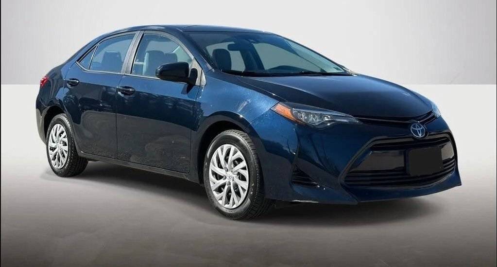 2017 Toyota Corolla LE — Sedan — 107,160 mi — Ballwin, MO