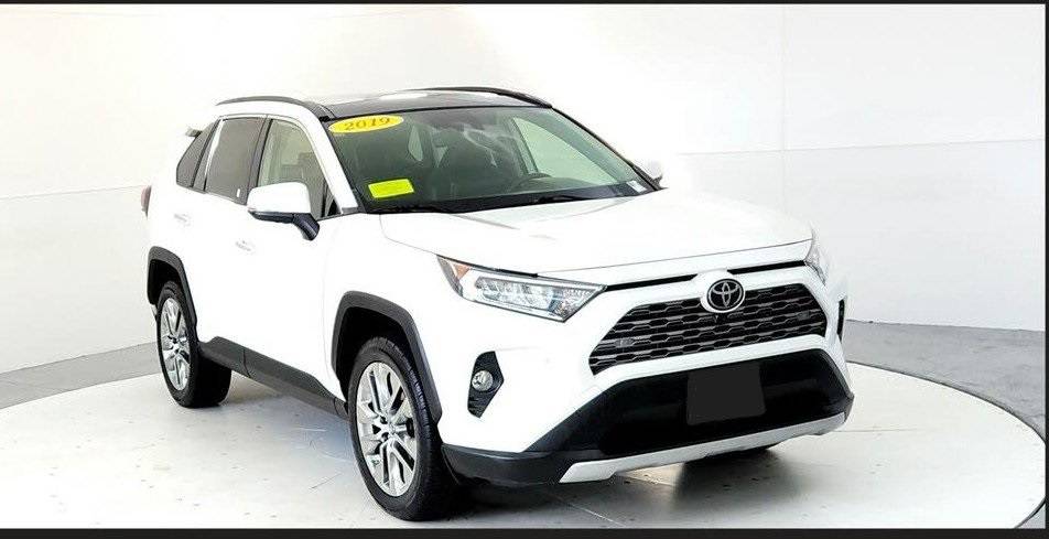 2019 Toyota RAV4 Limited — SUV — 27,733 mi — Ballwin, MO