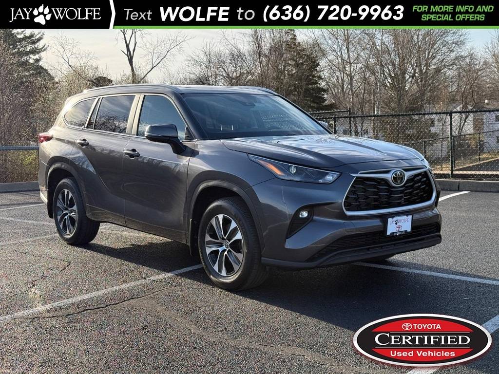 2024 Toyota Highlander XLE — SUV — 5,604 mi — Ballwin, MO
