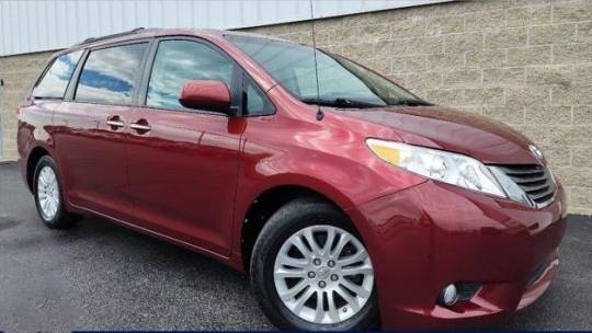 2014 Toyota Sienna XLE — Minivan — 134,050 mi — Ballwin, MO