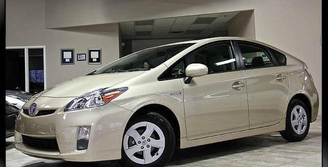 2011 Toyota Prius Two — Sedan — 141,421 mi — Ballwin, MO