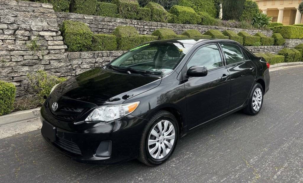2012 Toyota Corolla LE — Sedan — 60,391 mi — Ballwin, MO