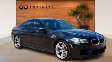 Used BMW M5 2005/Dec CFJ5466010 in good condition for sale