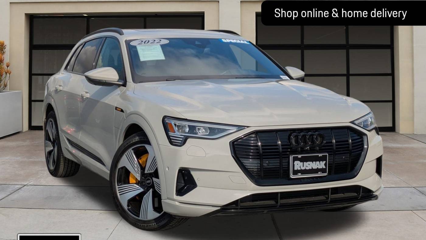 2022 Audi e-tron Premium Plus — SUV — 28,188 mi — Pasadena, CA