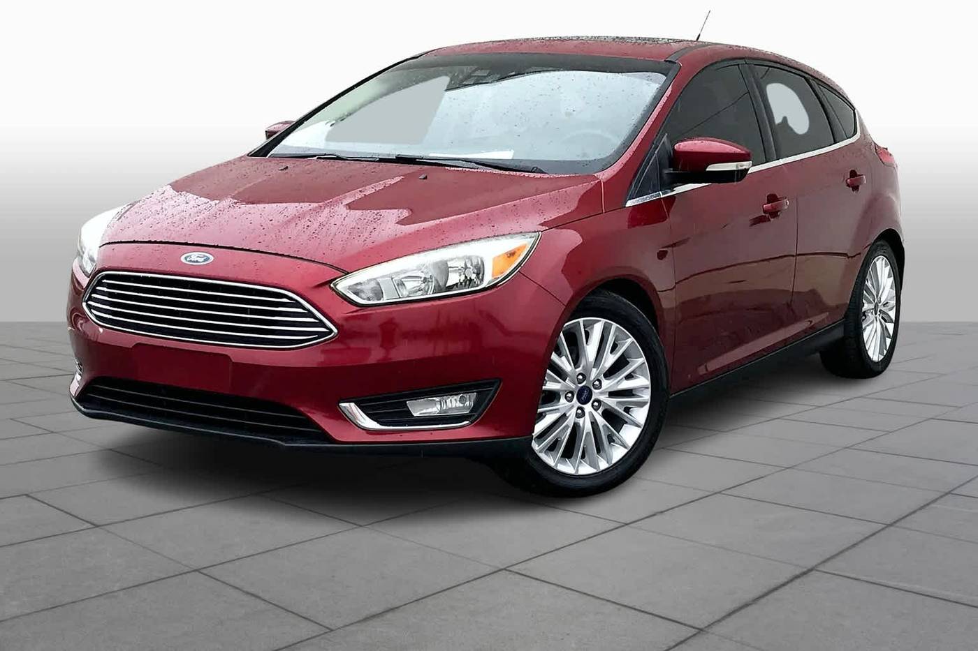 2016 Ford Focus Titanium — Hatchback — 108,249 mi — Pensacola, FL