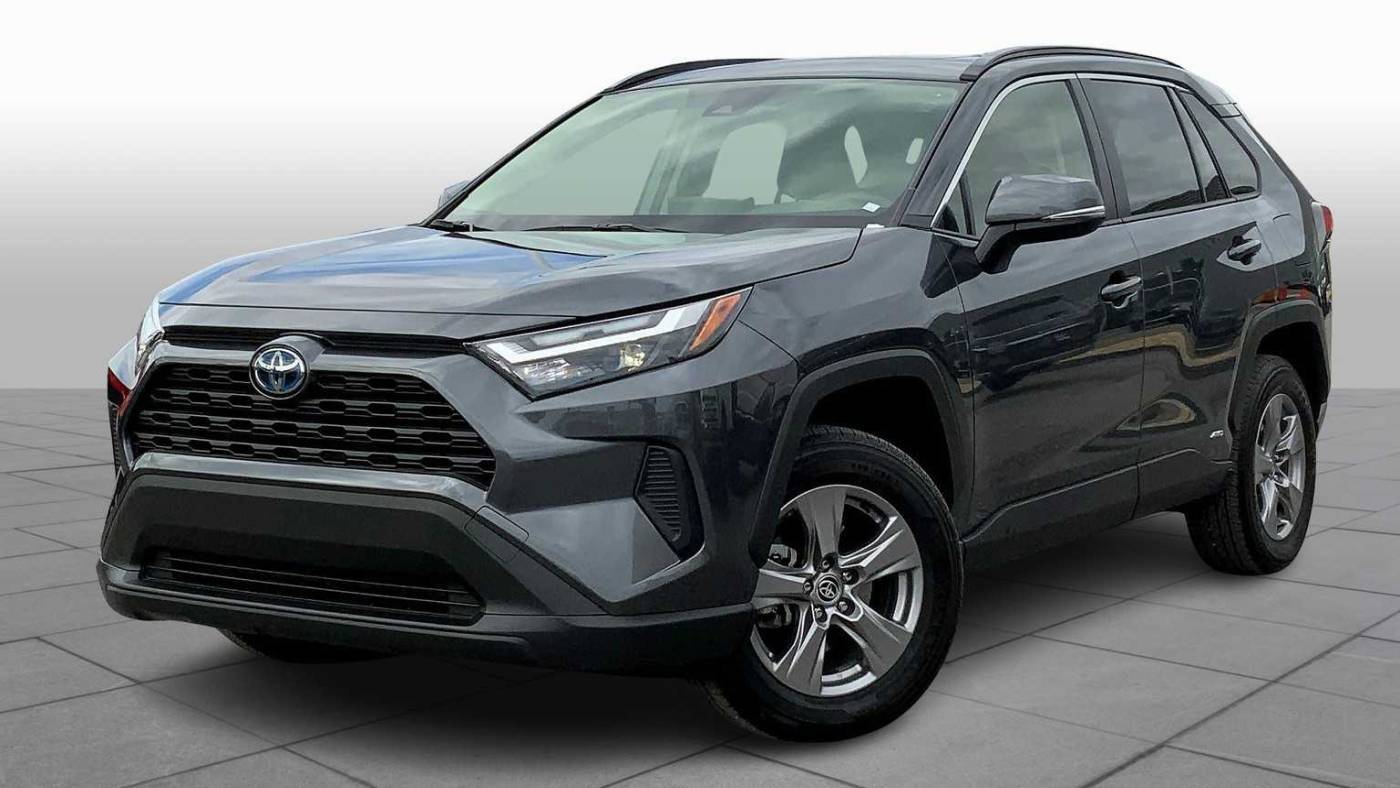 2024 Toyota RAV4 Hybrid XLE — SUV — 15,233 mi — Pensacola, FL