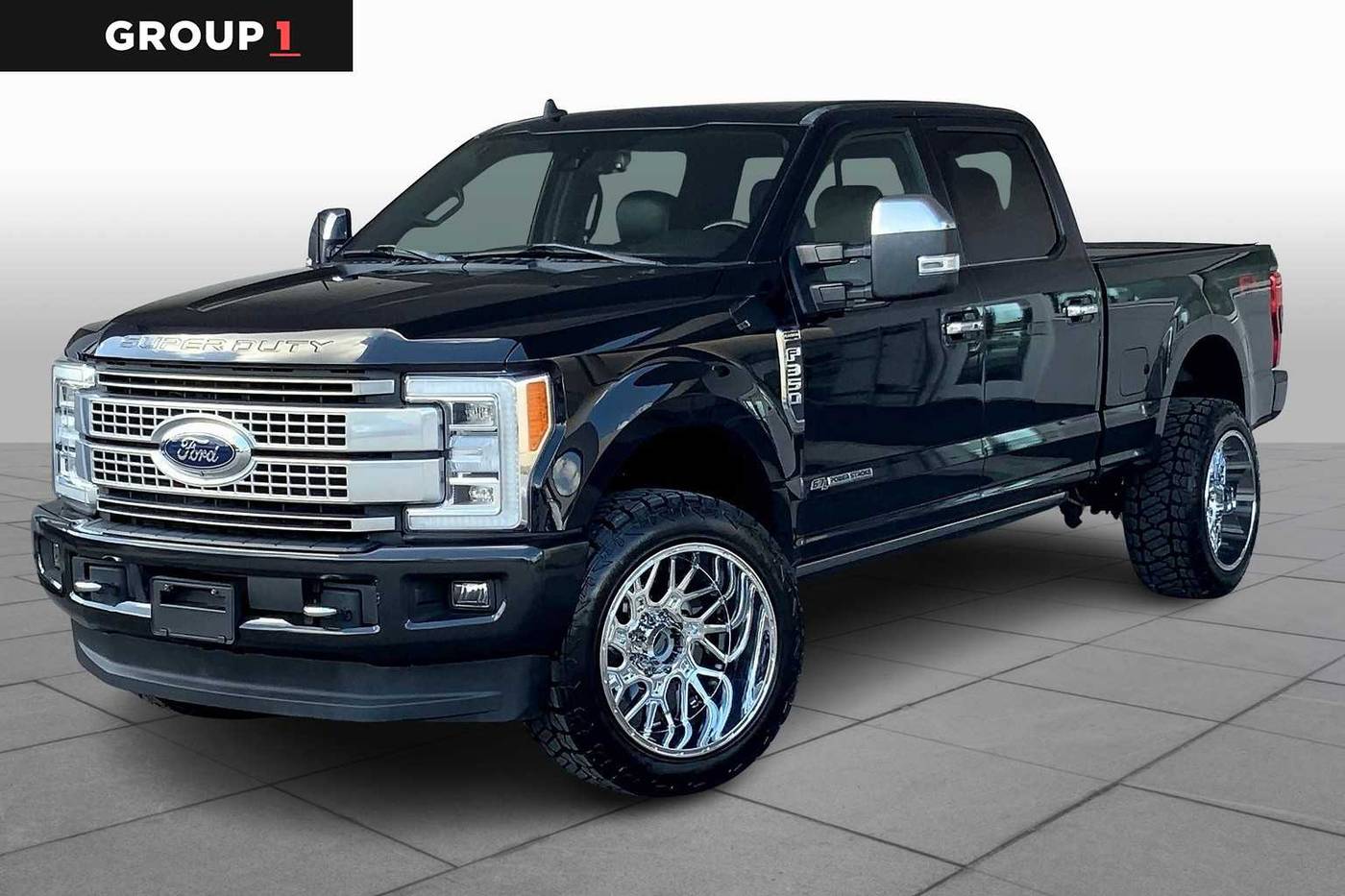 2019 Ford Super Duty F-350 Platinum — Pickup Truck — 34,470 mi — Pensacola, FL