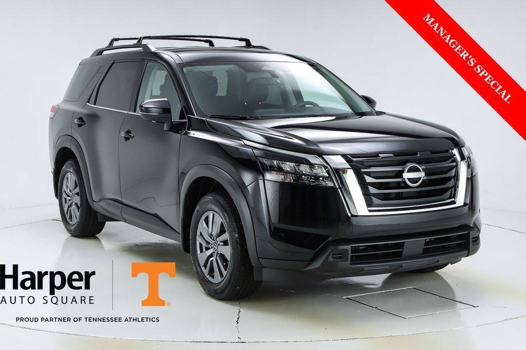 2025 Nissan Pathfinder SV — SUV — 6,530 mi — Knoxville, TN