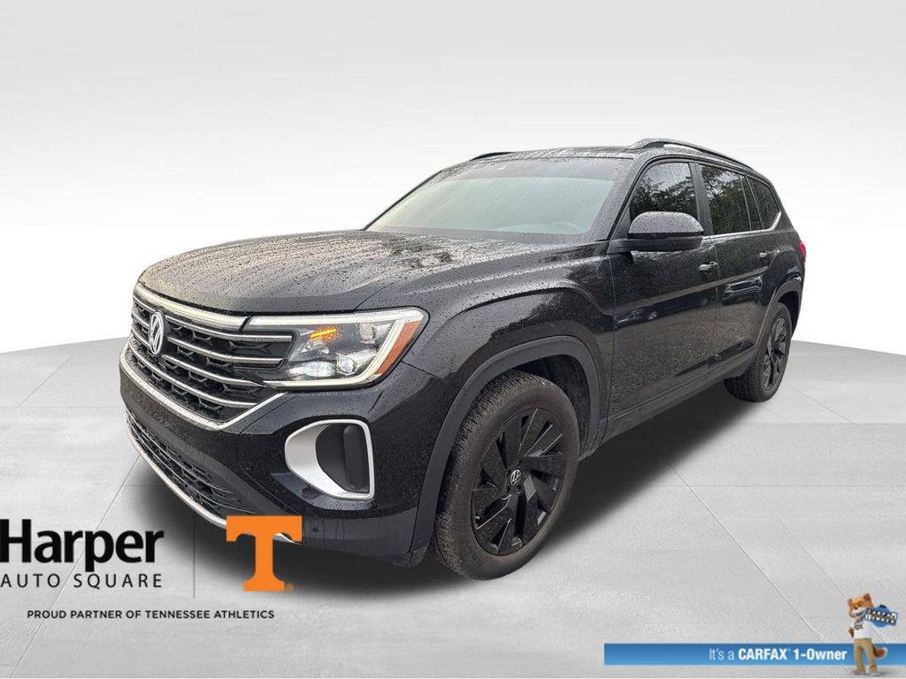 2025 Volkswagen Atlas SE with Technology — SUV — 16,901 mi — Knoxville, TN