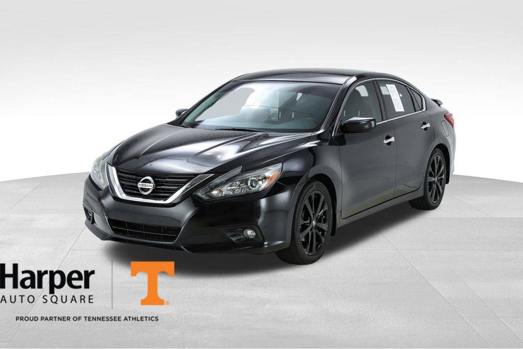 2017 Nissan Altima 2.5 SR — Sedan — 76,701 mi — Knoxville, TN