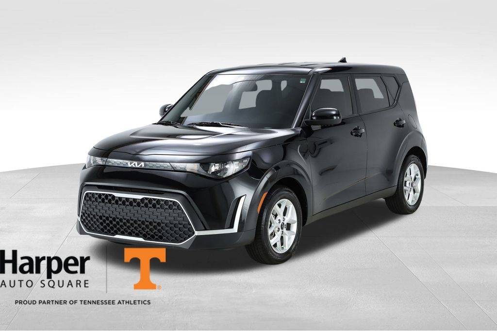 2023 Kia Soul LX — Hatchback — 21,378 mi — Knoxville, TN