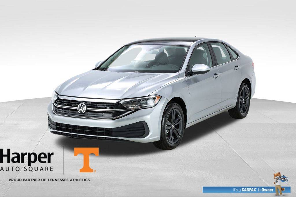 2024 Volkswagen Jetta SE — Sedan — 5,490 mi — Knoxville, TN