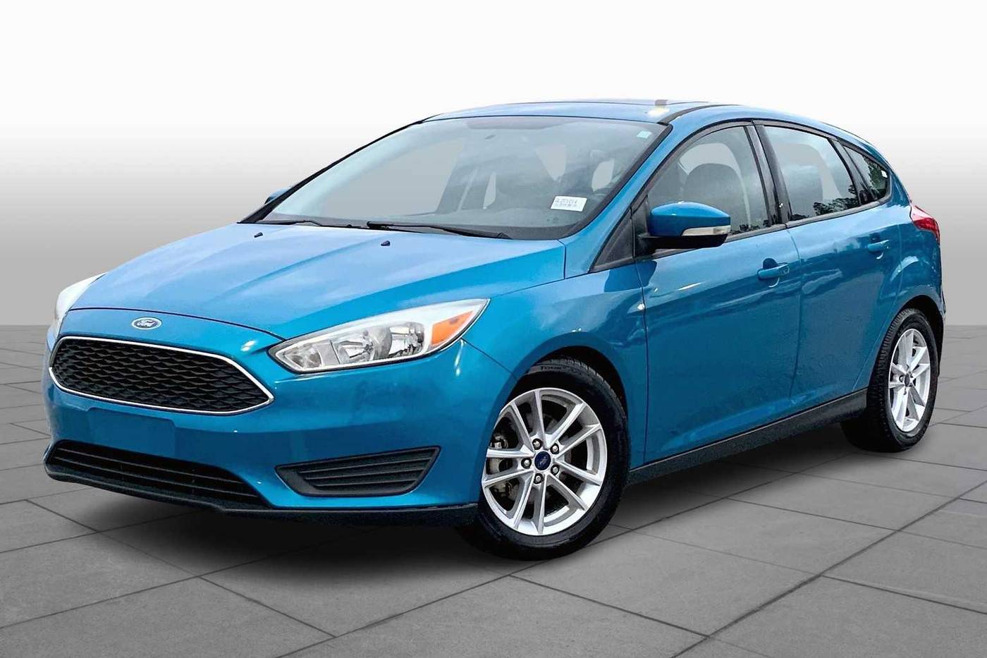 2016 Ford Focus SE — Hatchback — 121,535 mi — Columbus, GA